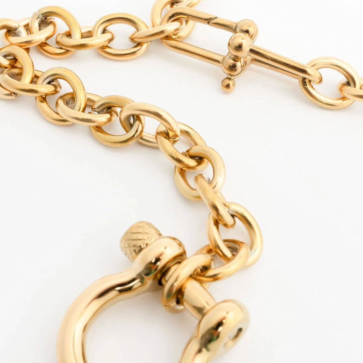Gold Horseshoe Carabiner Y Necklace | 18K Gold PVD