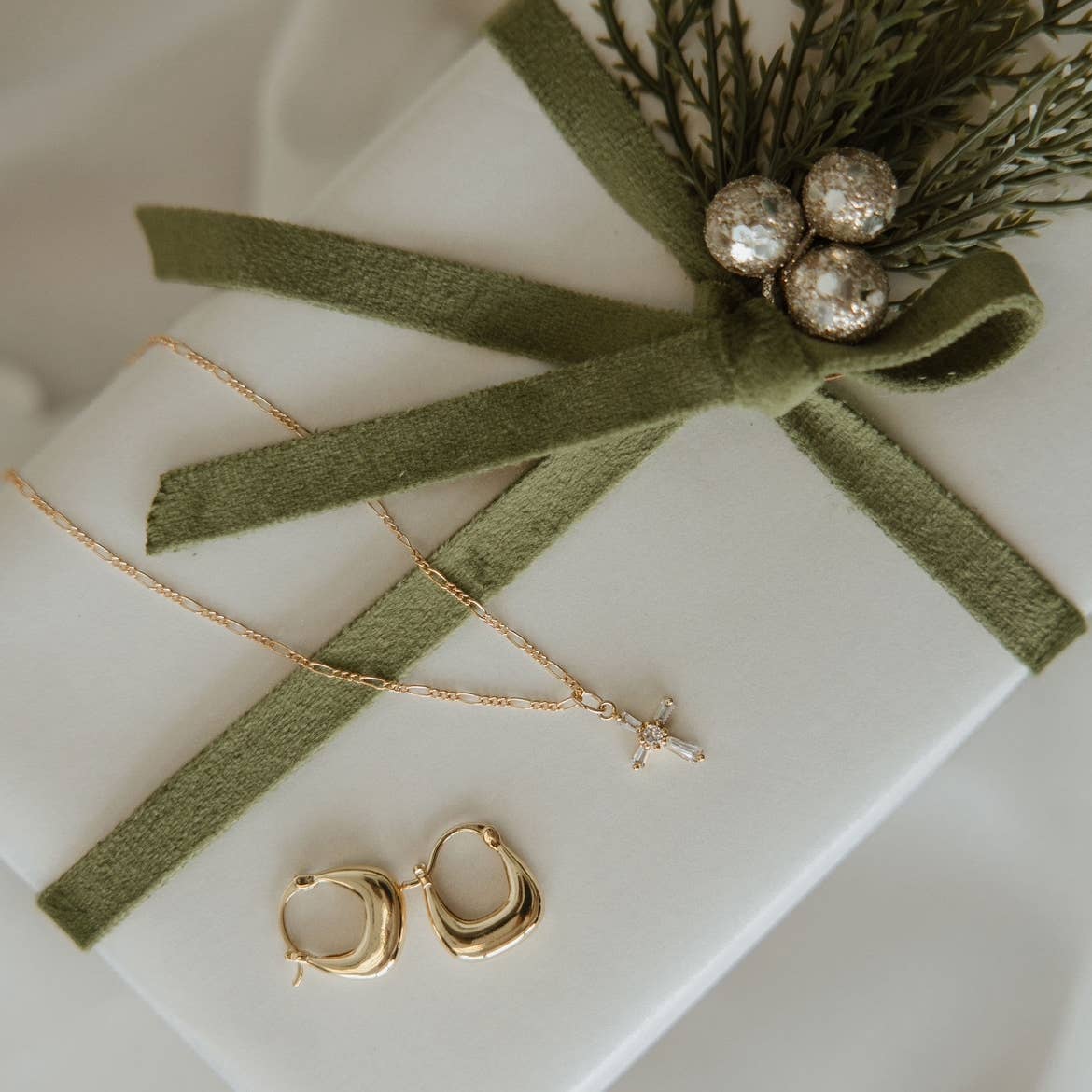 Perfect gift for her with dainty 14k gold cross necklace