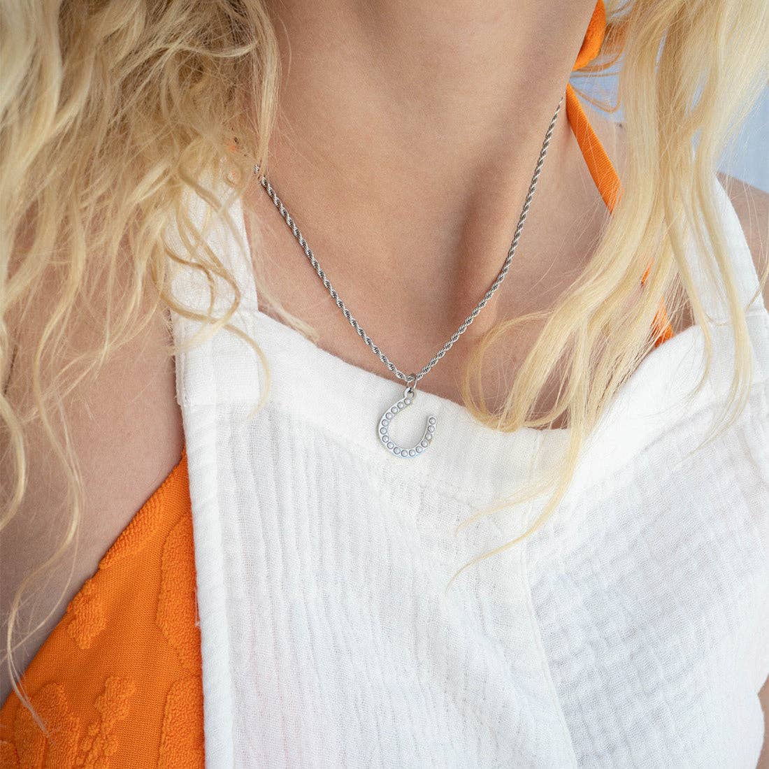 Pearl Beaded Horseshoe Charm | 18K Gold PVD