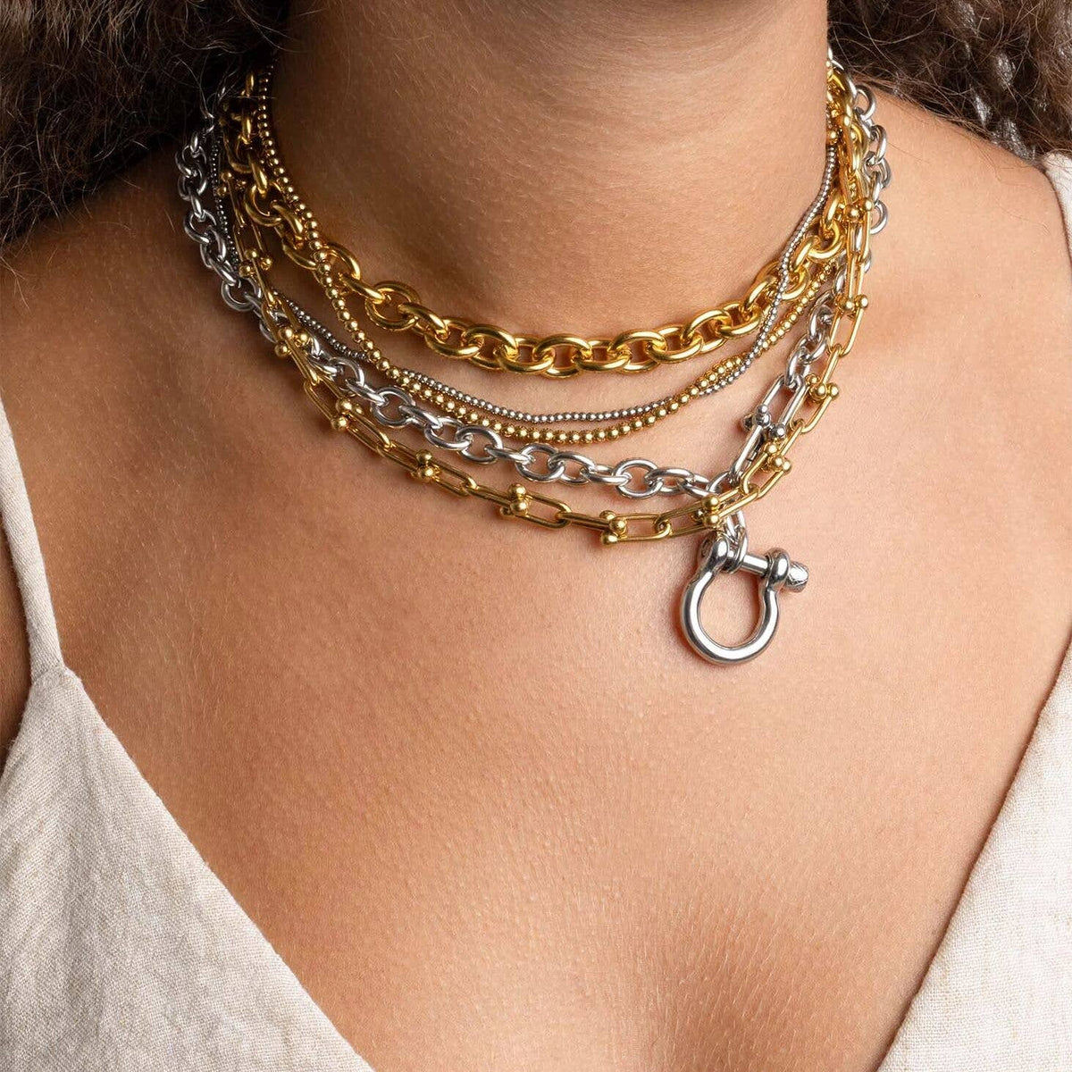 Gold Horseshoe Carabiner Y Necklace | 18K Gold PVD