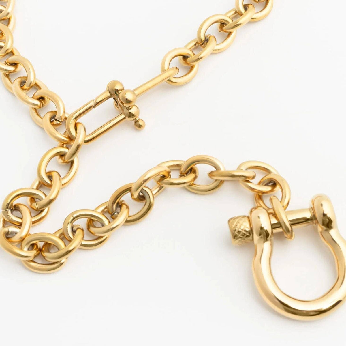 Gold Horseshoe Carabiner Y Necklace | 18K Gold PVD